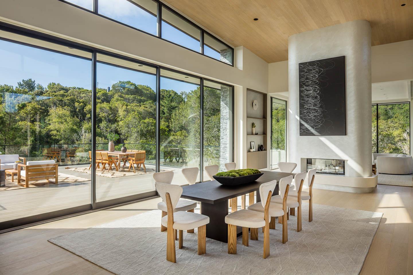 Detail Gallery Image 6 of 19 For 20 Pine Ct, Hillsborough,  CA 94010 - 5 Beds | 5/2 Baths