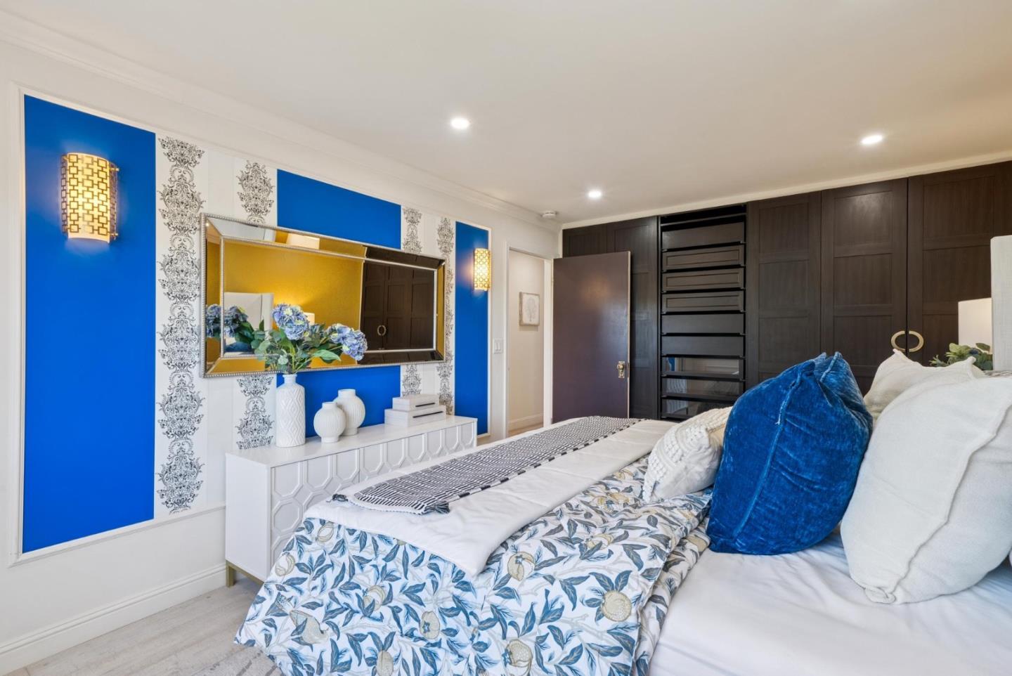 Detail Gallery Image 16 of 40 For 985 Capitola Way, Santa Clara,  CA 95051 - 5 Beds | 3/1 Baths