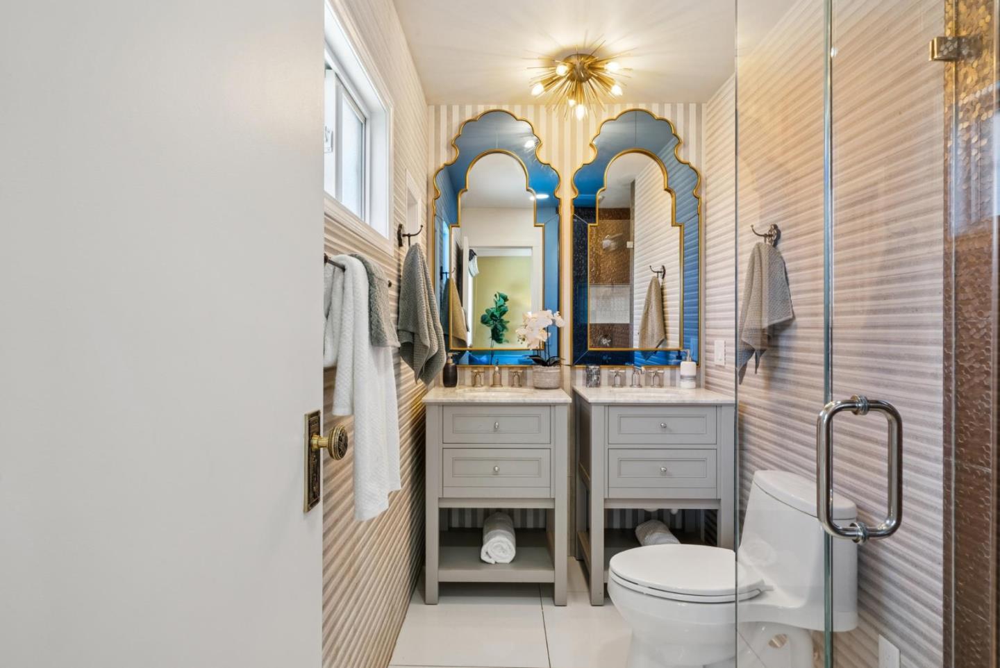 Detail Gallery Image 17 of 40 For 985 Capitola Way, Santa Clara,  CA 95051 - 5 Beds | 3/1 Baths