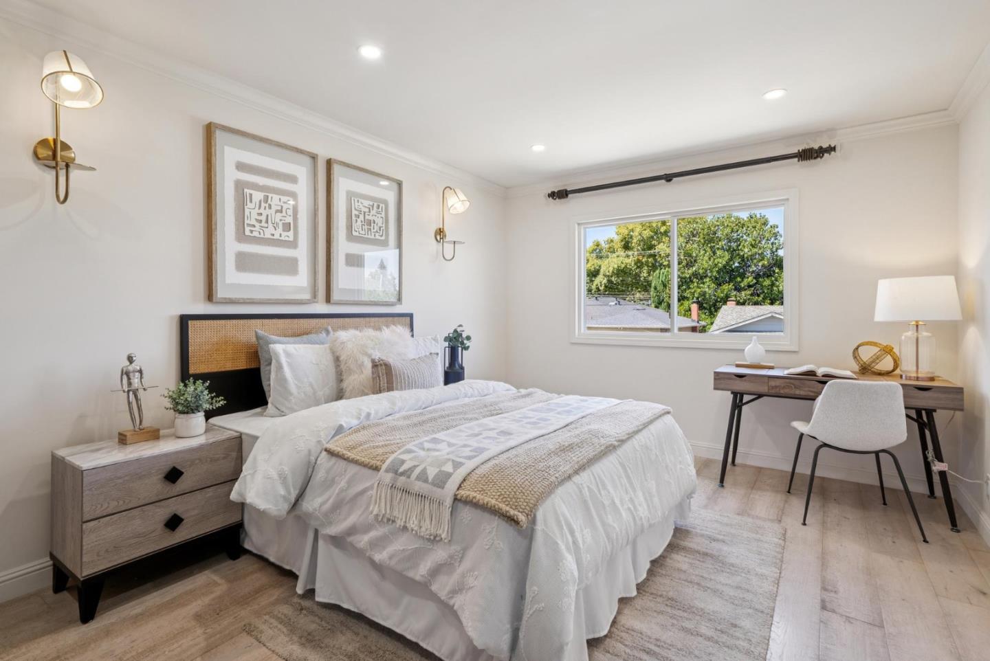 Detail Gallery Image 19 of 40 For 985 Capitola Way, Santa Clara,  CA 95051 - 5 Beds | 3/1 Baths