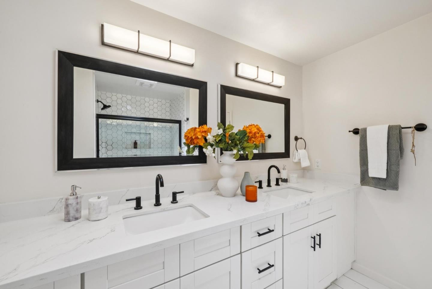 Detail Gallery Image 21 of 40 For 985 Capitola Way, Santa Clara,  CA 95051 - 5 Beds | 3/1 Baths