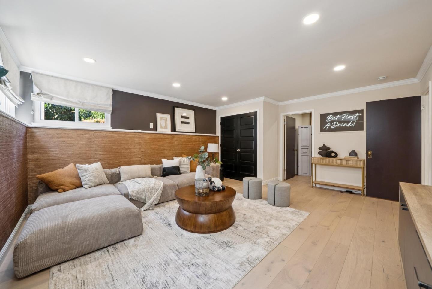Detail Gallery Image 27 of 40 For 985 Capitola Way, Santa Clara,  CA 95051 - 5 Beds | 3/1 Baths