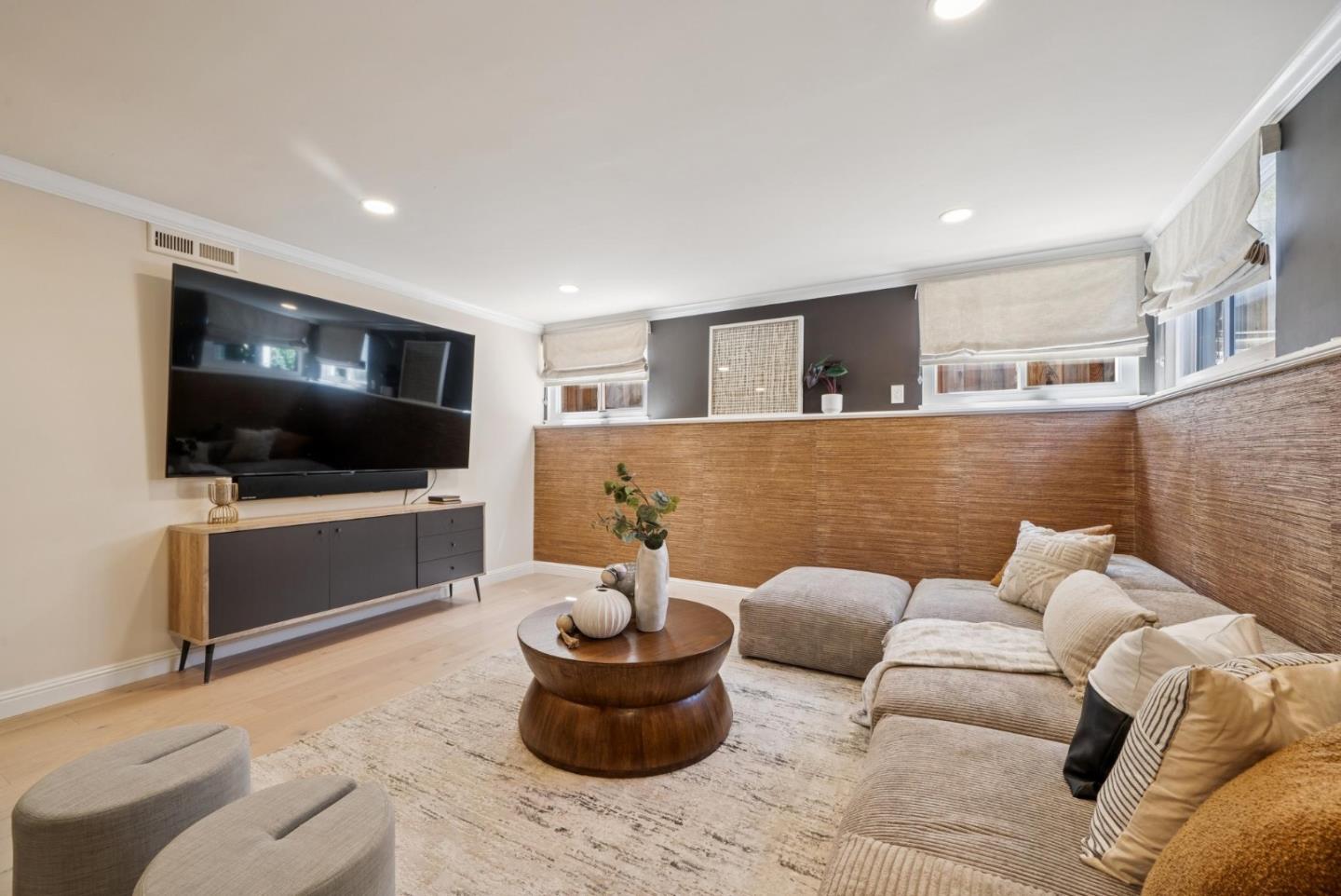 Detail Gallery Image 28 of 40 For 985 Capitola Way, Santa Clara,  CA 95051 - 5 Beds | 3/1 Baths