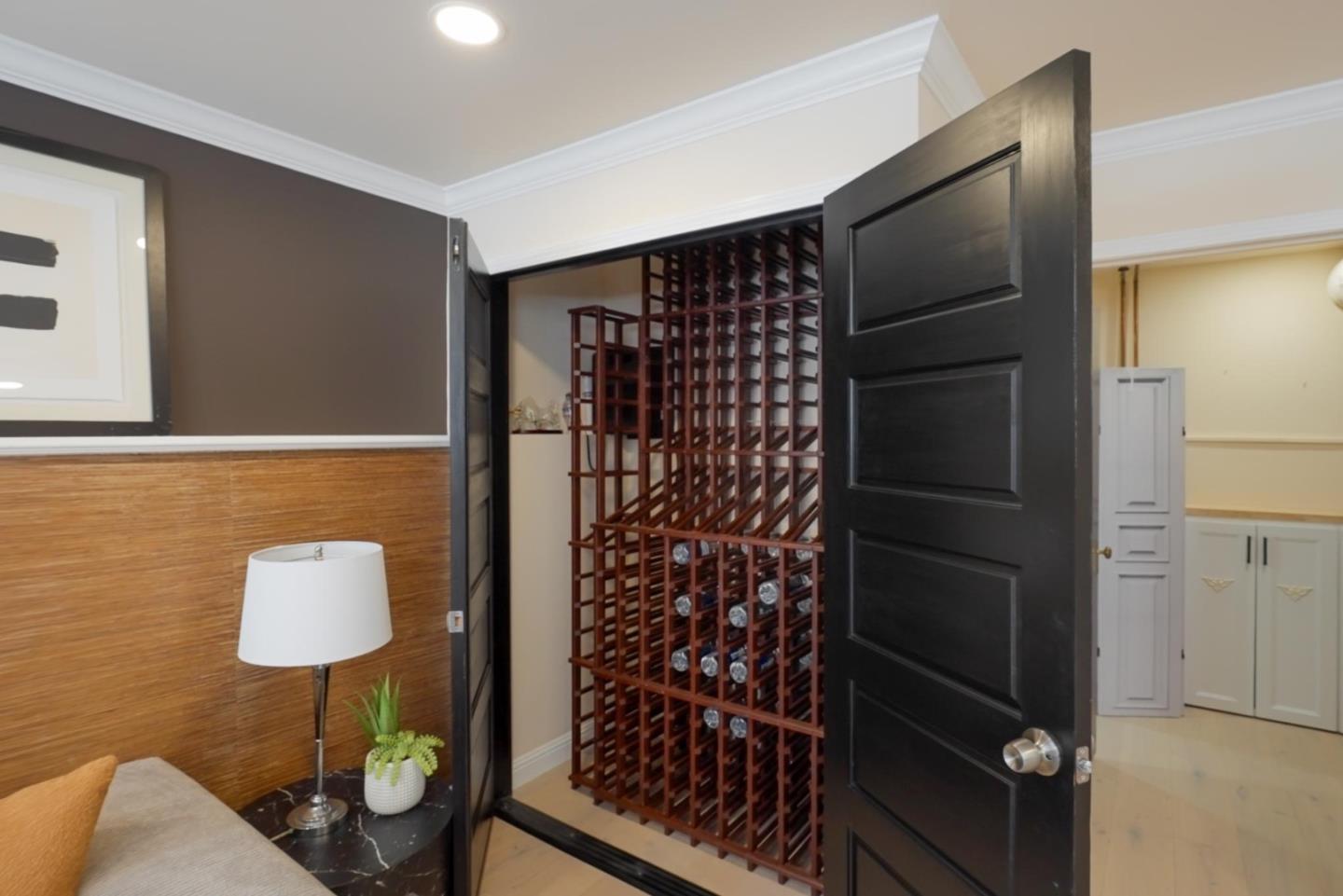 Detail Gallery Image 29 of 40 For 985 Capitola Way, Santa Clara,  CA 95051 - 5 Beds | 3/1 Baths