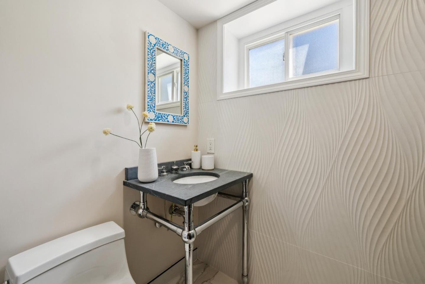 Detail Gallery Image 31 of 40 For 985 Capitola Way, Santa Clara,  CA 95051 - 5 Beds | 3/1 Baths