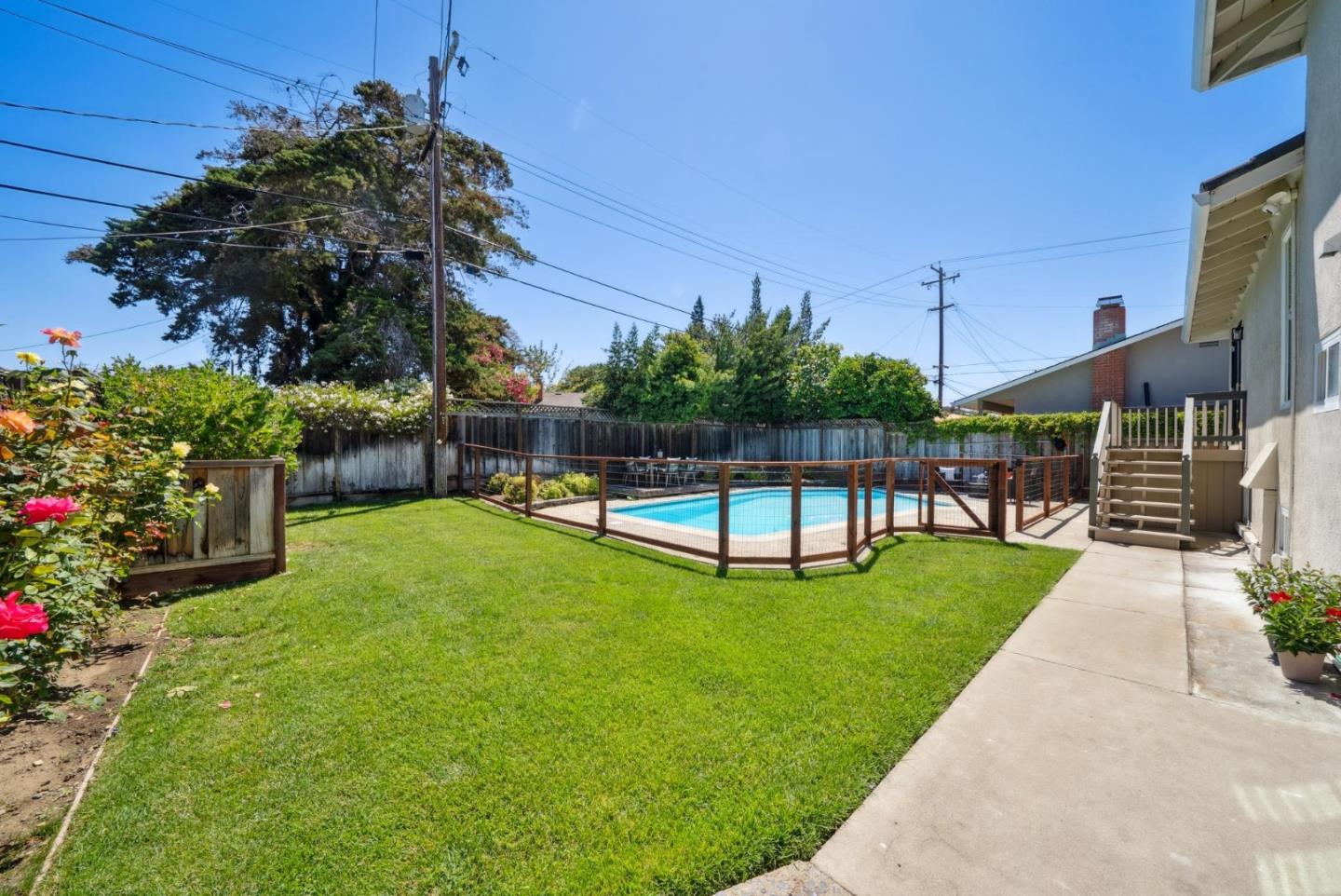Detail Gallery Image 33 of 40 For 985 Capitola Way, Santa Clara,  CA 95051 - 5 Beds | 3/1 Baths