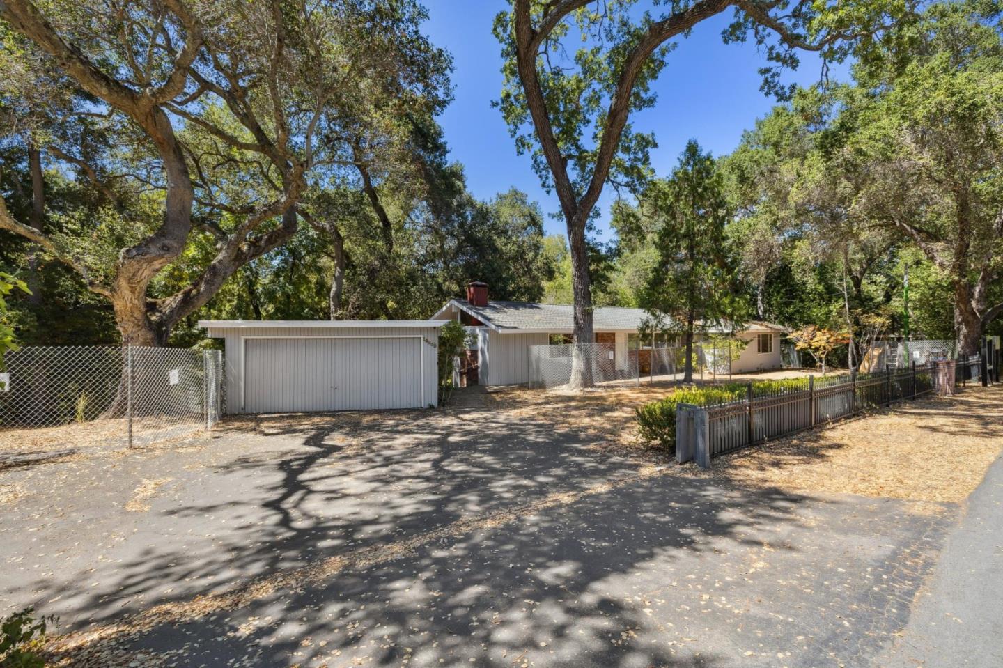 Detail Gallery Image 16 of 23 For 14835 Farwell Ave, Saratoga,  CA 95070 - 3 Beds | 2 Baths