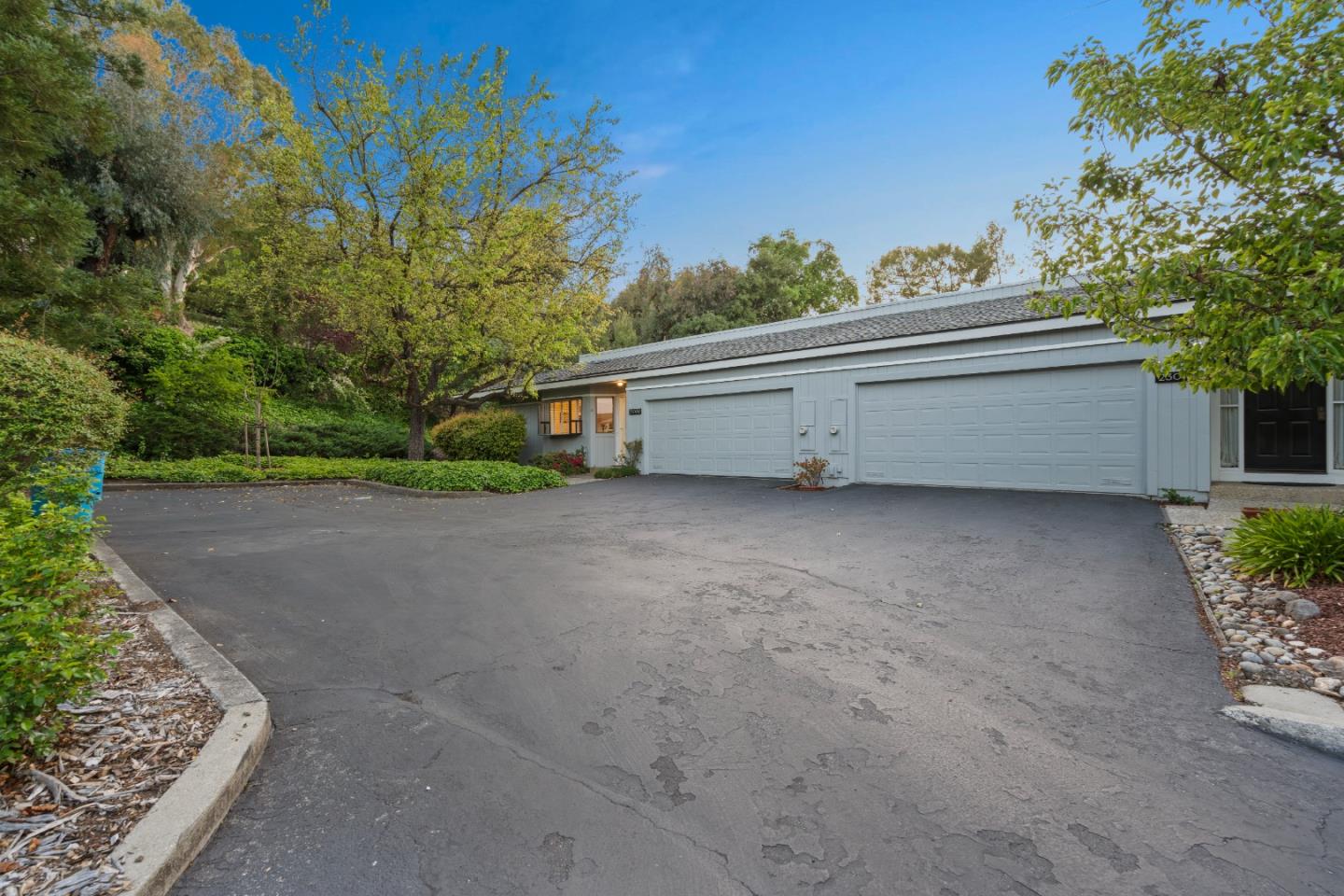 Detail Gallery Image 33 of 34 For 23000 Stonebridge, Cupertino,  CA 95014 - 3 Beds | 2 Baths