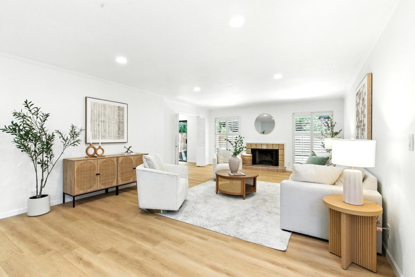 Detail Gallery Image 4 of 34 For 23000 Stonebridge, Cupertino,  CA 95014 - 3 Beds | 2 Baths