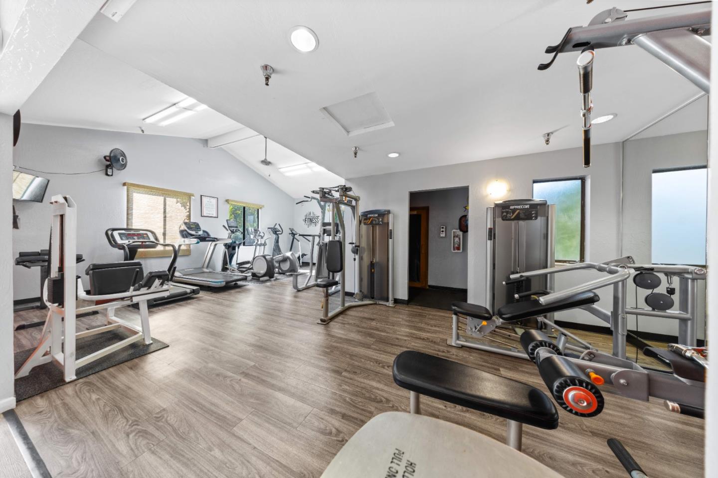 Detail Gallery Image 20 of 29 For 20192 Northcove Sq, Cupertino,  CA 95014 - 2 Beds | 2 Baths
