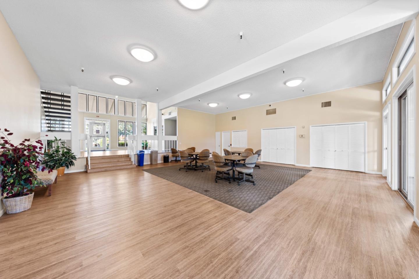 Detail Gallery Image 22 of 29 For 20192 Northcove Sq, Cupertino,  CA 95014 - 2 Beds | 2 Baths