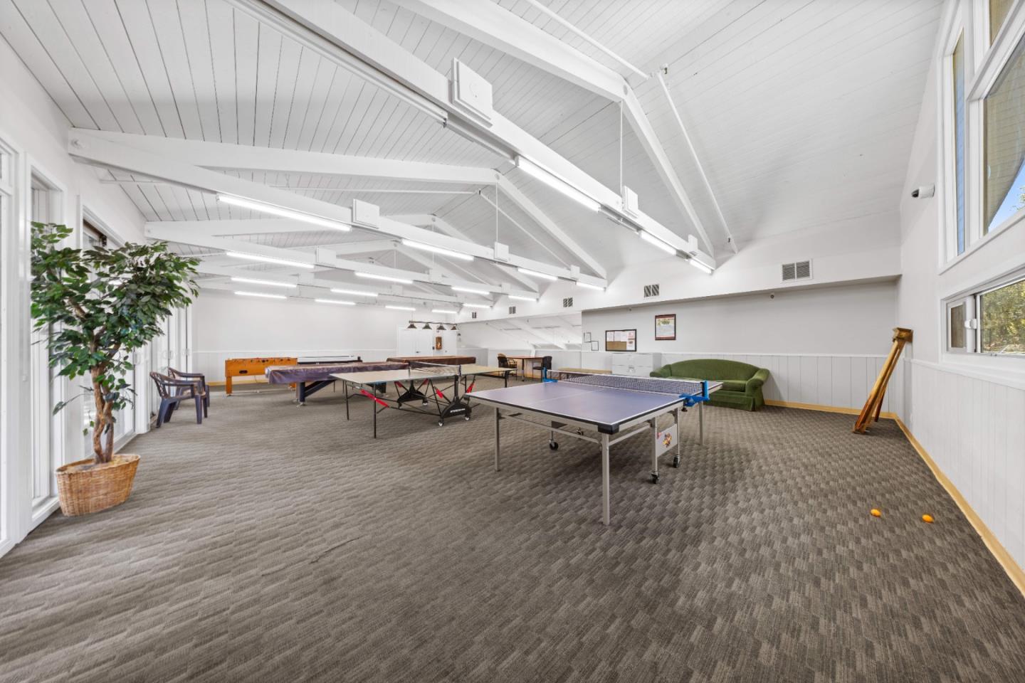 Detail Gallery Image 24 of 29 For 20192 Northcove Sq, Cupertino,  CA 95014 - 2 Beds | 2 Baths