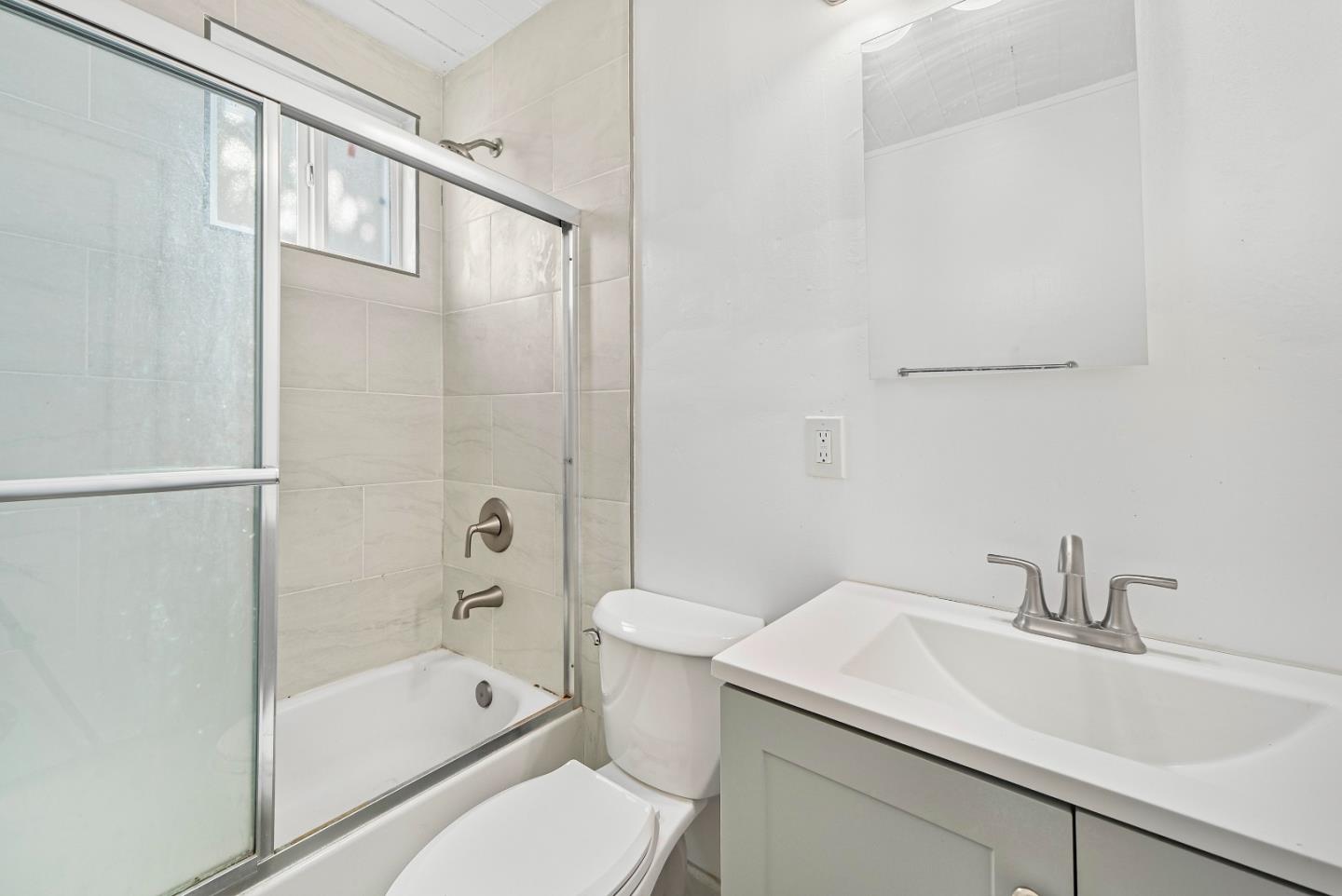 Detail Gallery Image 15 of 38 For 10281 Murtha Dr, San Jose,  CA 95127 - 4 Beds | 2 Baths