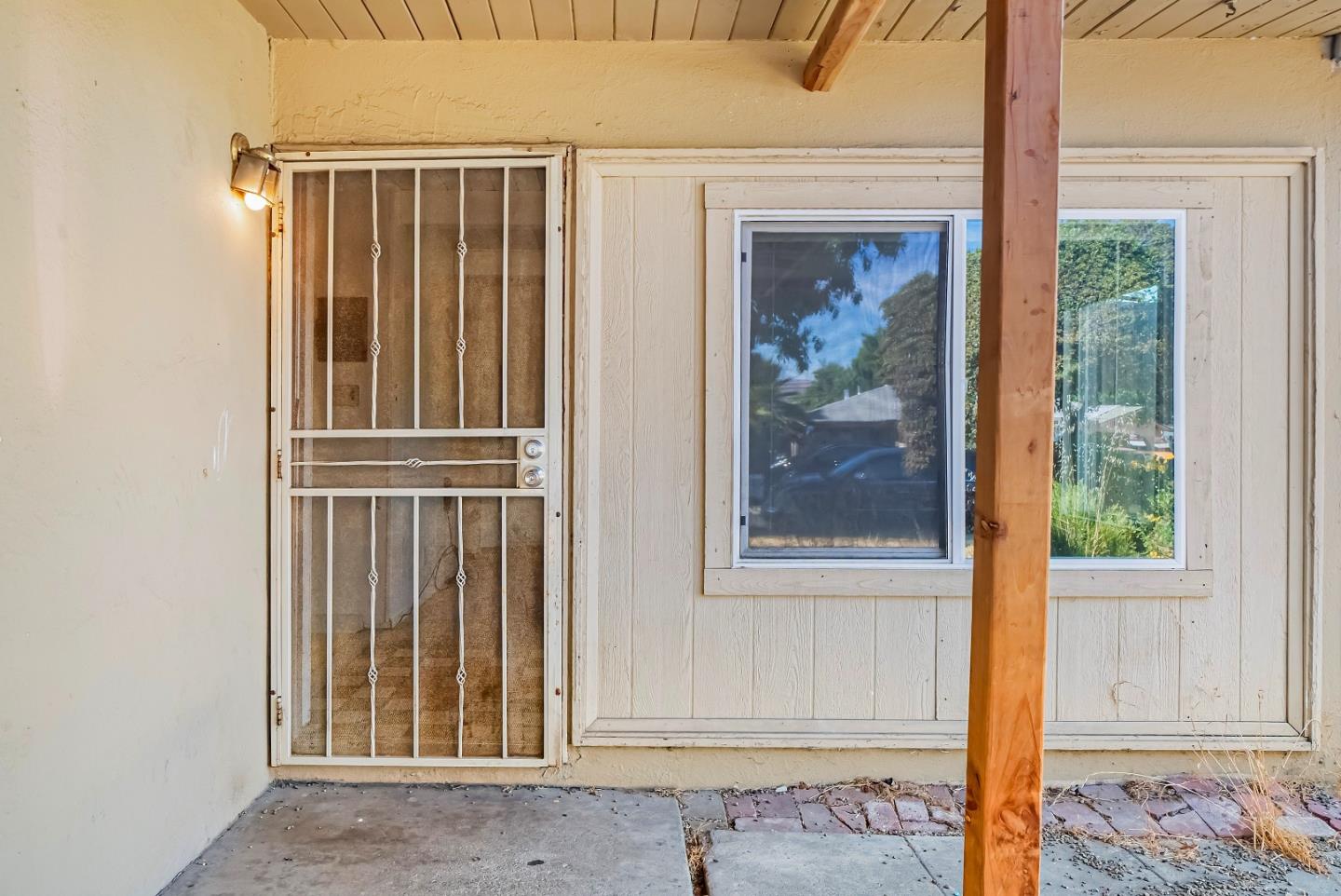 Detail Gallery Image 3 of 38 For 10281 Murtha Dr, San Jose,  CA 95127 - 4 Beds | 2 Baths