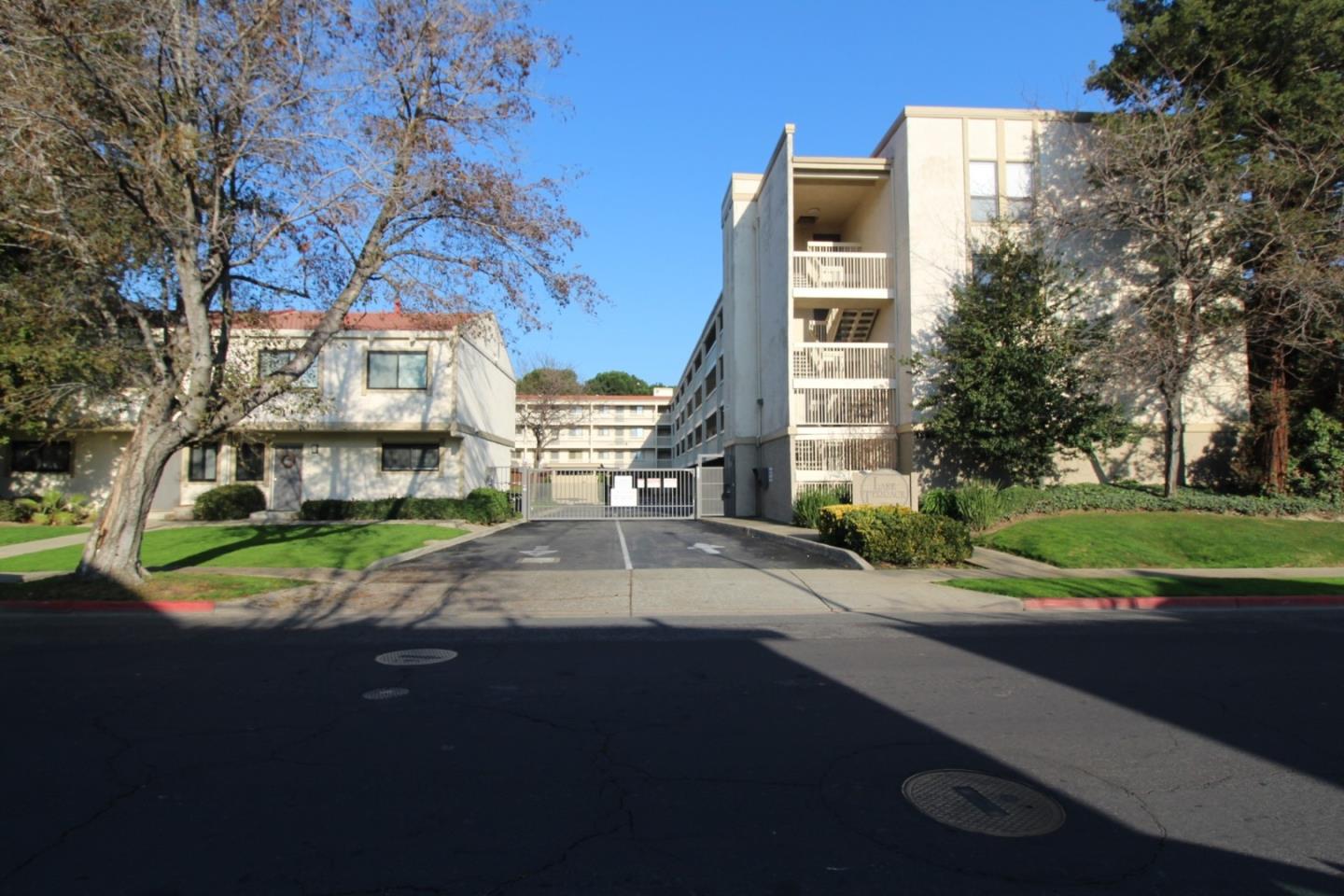 Detail Gallery Image 9 of 16 For 1790 Ellis St #52,  Concord,  CA 94520 - 2 Beds | 1/1 Baths