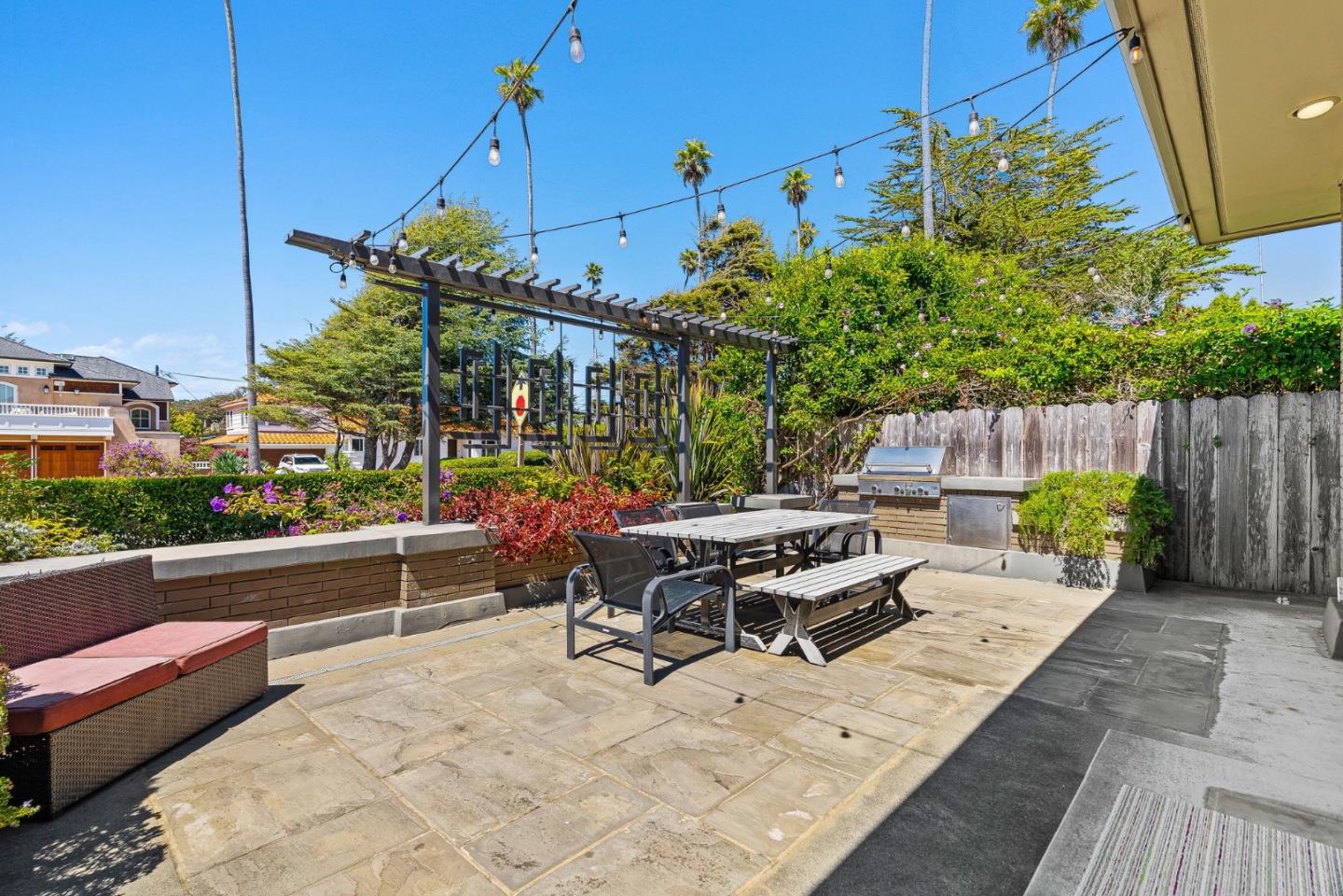 Detail Gallery Image 15 of 56 For 108 Benito Ave, La Selva Beach,  CA 95076 - 3 Beds | 3 Baths