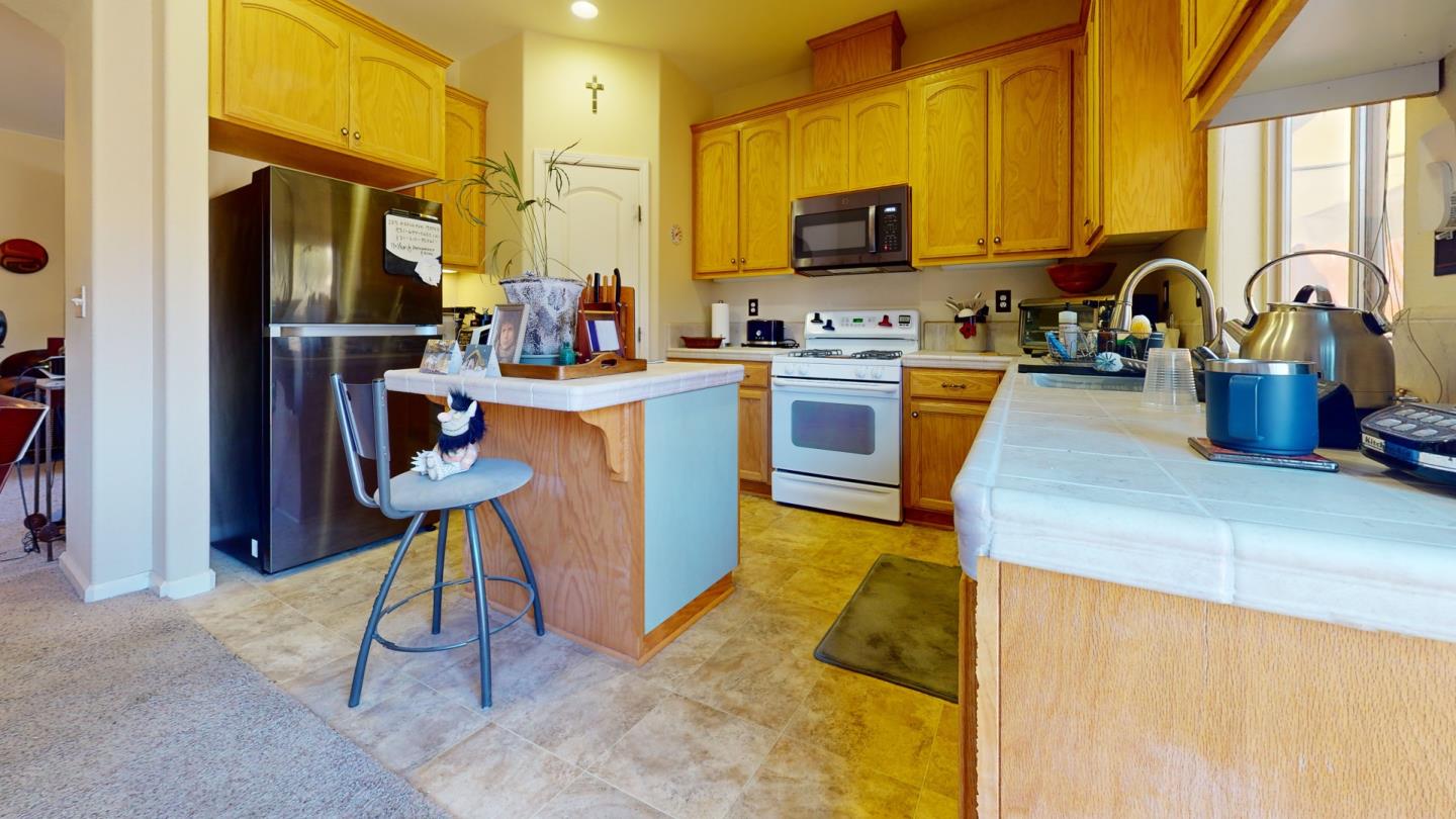 Detail Gallery Image 13 of 31 For 223 Apple Ave, Greenfield,  CA 93927 - 3 Beds | 2 Baths