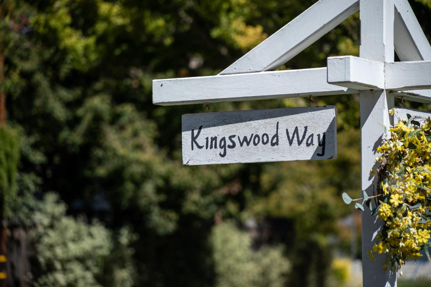 Detail Gallery Image 2 of 30 For 659 Kingswood Way, Los Altos,  CA 94022 - 4 Beds | 2 Baths