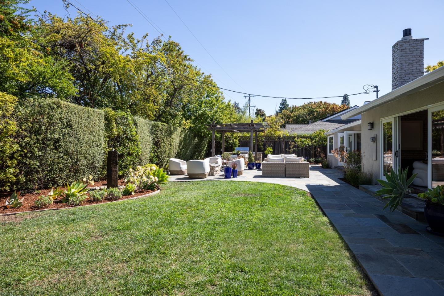 Detail Gallery Image 27 of 30 For 659 Kingswood Way, Los Altos,  CA 94022 - 4 Beds | 2 Baths