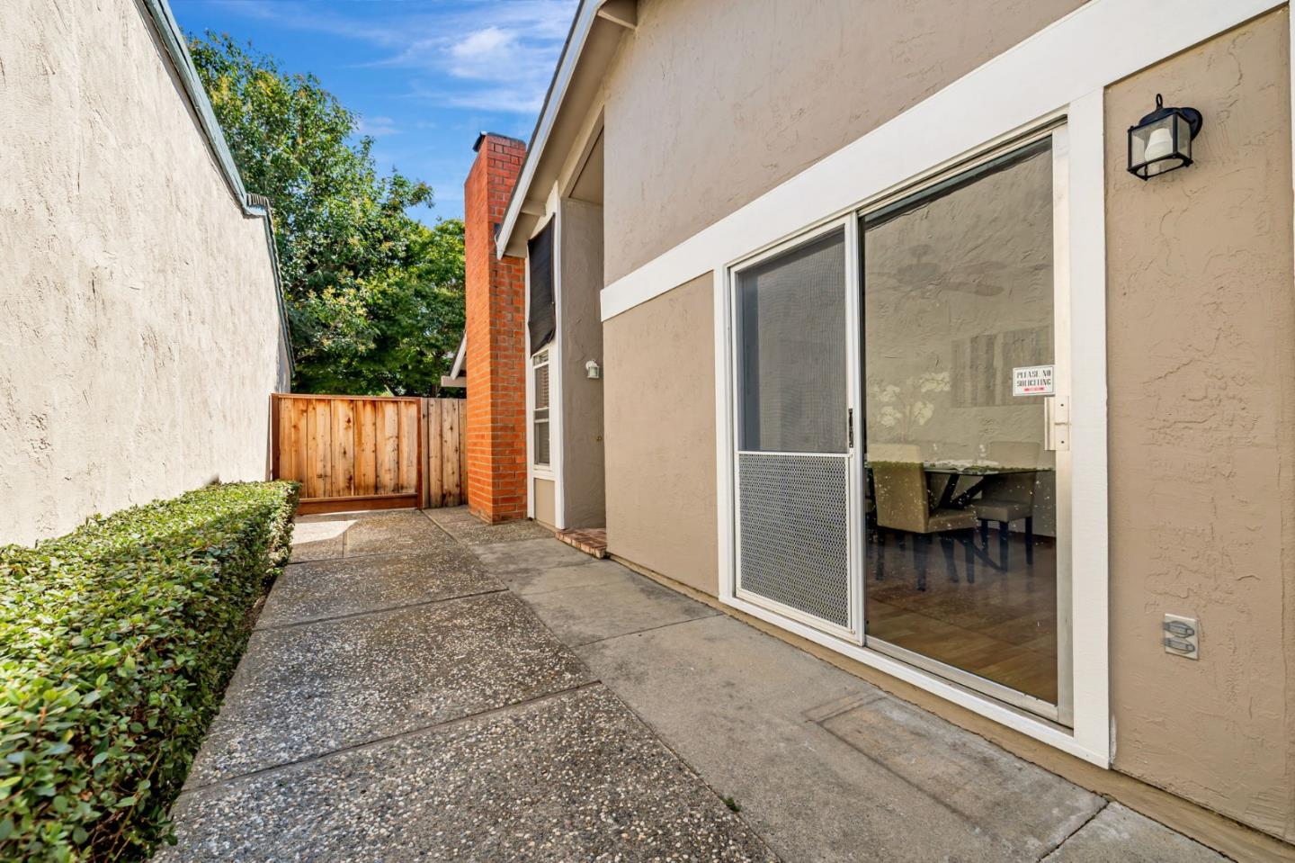Detail Gallery Image 8 of 37 For 236 Cheris Dr, San Jose,  CA 95123 - 3 Beds | 2 Baths