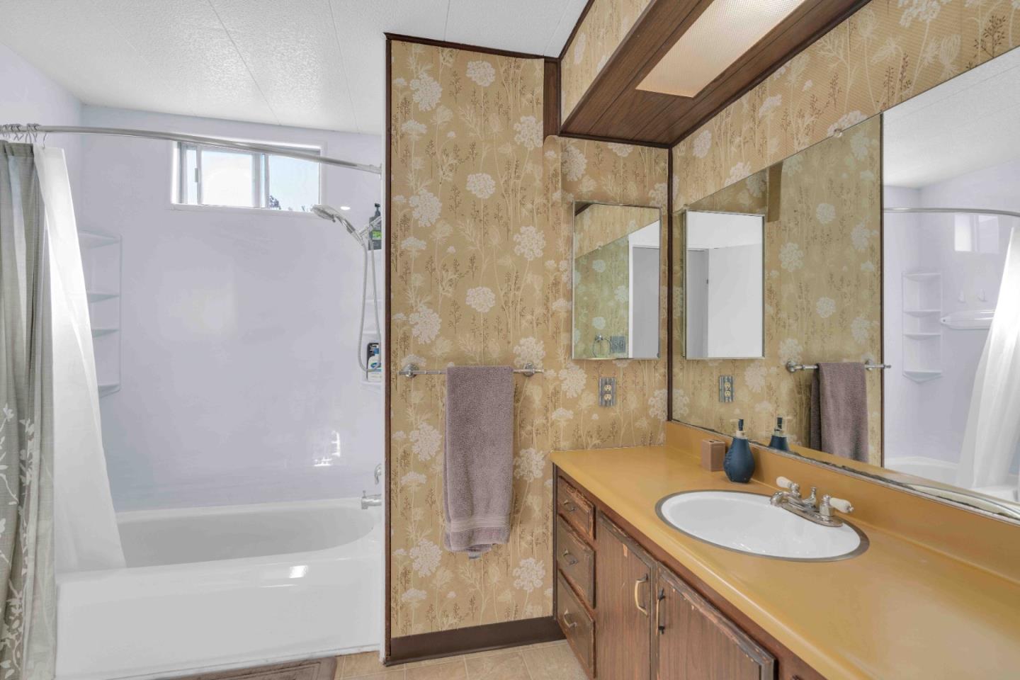 Detail Gallery Image 13 of 26 For 1075 Space Park Way #183,  Mountain View,  CA 94043 - 2 Beds | 2 Baths