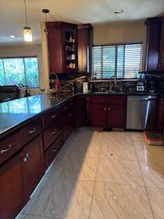 Detail Gallery Image 5 of 8 For Address Not Disclosed, San Jose,  CA 95148 - 4 Beds | 2 Baths