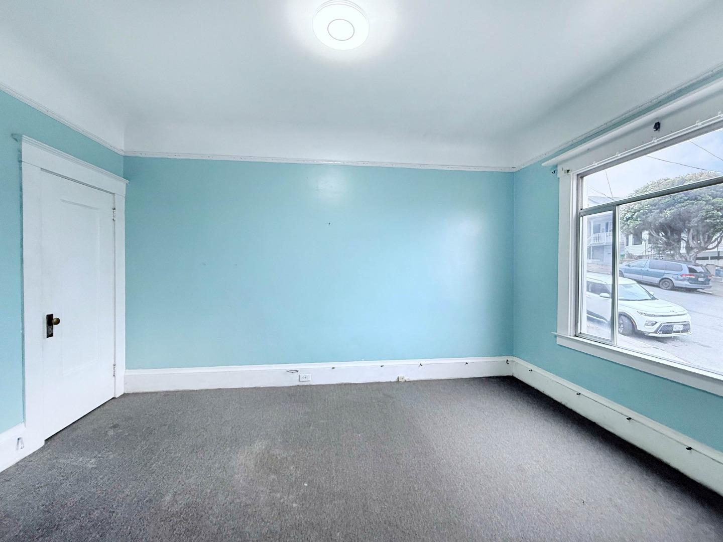 Detail Gallery Image 5 of 19 For 736 Lisbon St, San Francisco,  CA 94112 - 2 Beds | 1 Baths