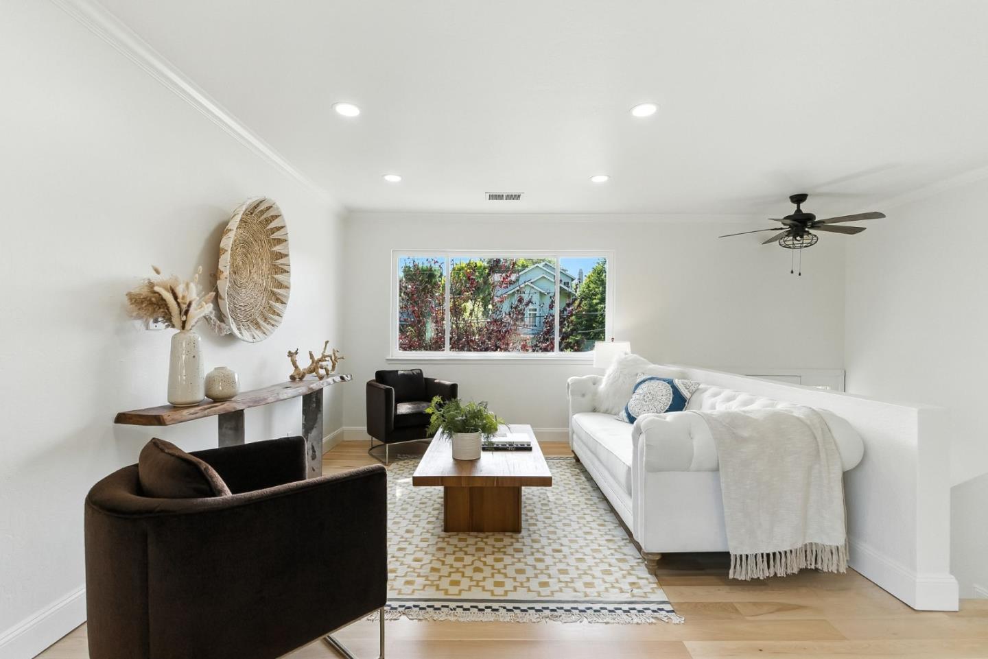 Detail Gallery Image 11 of 74 For 422 Portola Ave, Half Moon Bay,  CA 94019 - 4 Beds | 2 Baths
