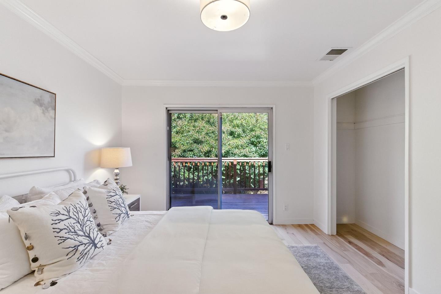 Detail Gallery Image 32 of 74 For 422 Portola Ave, Half Moon Bay,  CA 94019 - 4 Beds | 2 Baths