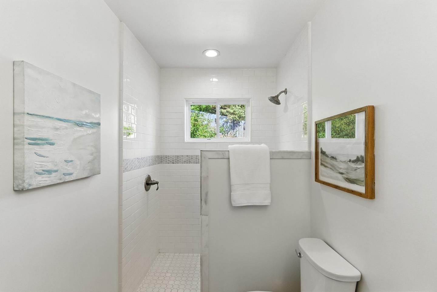 Detail Gallery Image 33 of 74 For 422 Portola Ave, Half Moon Bay,  CA 94019 - 4 Beds | 2 Baths