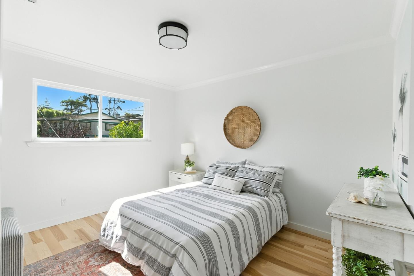 Detail Gallery Image 35 of 74 For 422 Portola Ave, Half Moon Bay,  CA 94019 - 4 Beds | 2 Baths
