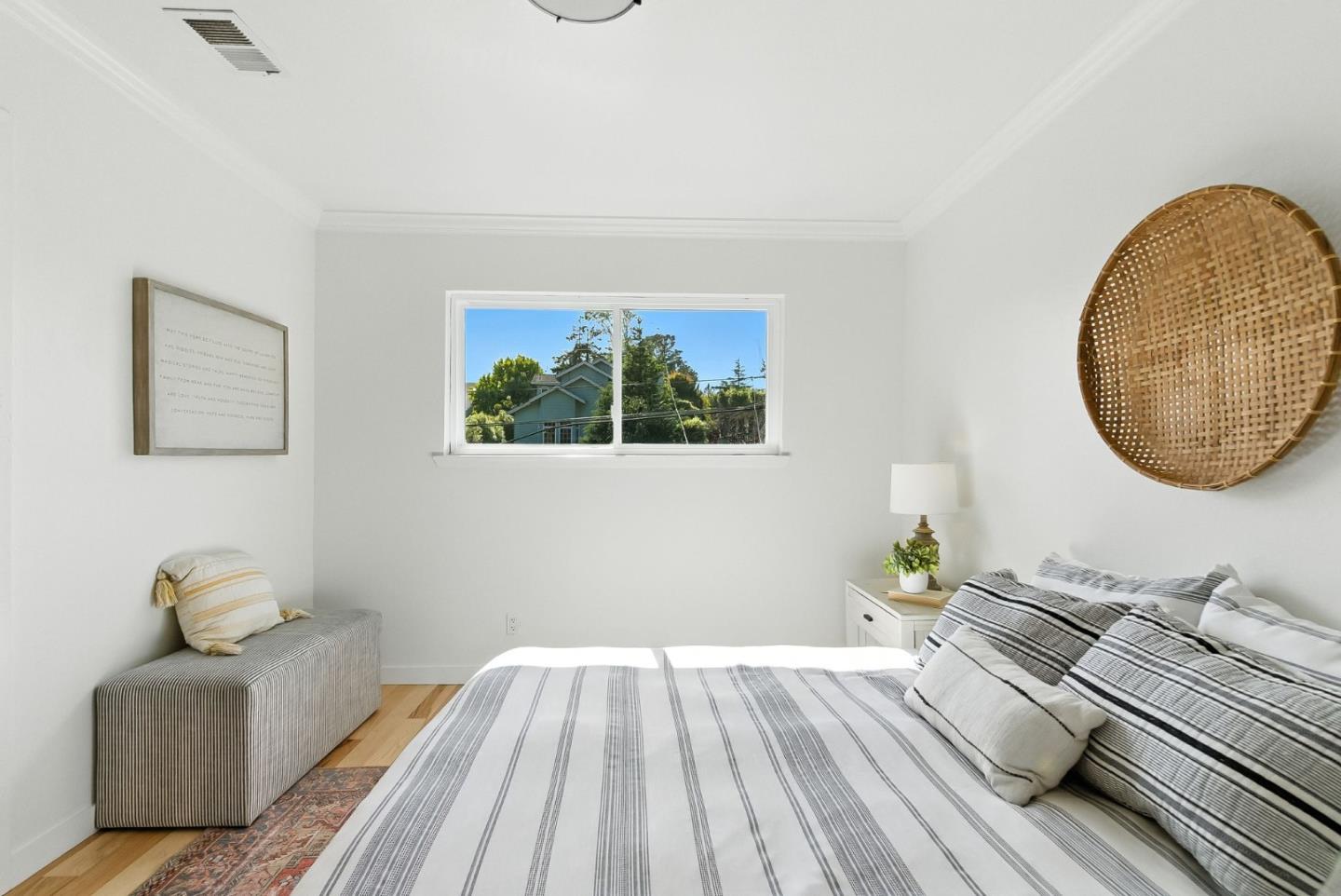 Detail Gallery Image 37 of 74 For 422 Portola Ave, Half Moon Bay,  CA 94019 - 4 Beds | 2 Baths