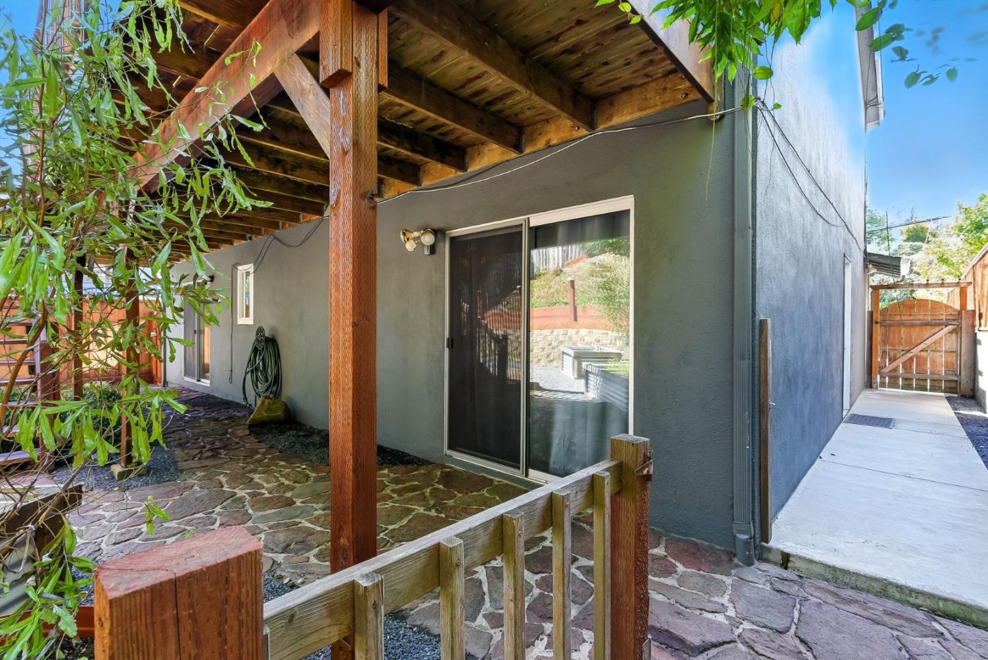 Detail Gallery Image 57 of 74 For 422 Portola Ave, Half Moon Bay,  CA 94019 - 4 Beds | 2 Baths