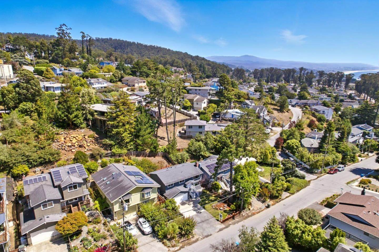 Detail Gallery Image 79 of 84 For 422 Portola Ave, Half Moon Bay,  CA 94019 - 4 Beds | 2 Baths