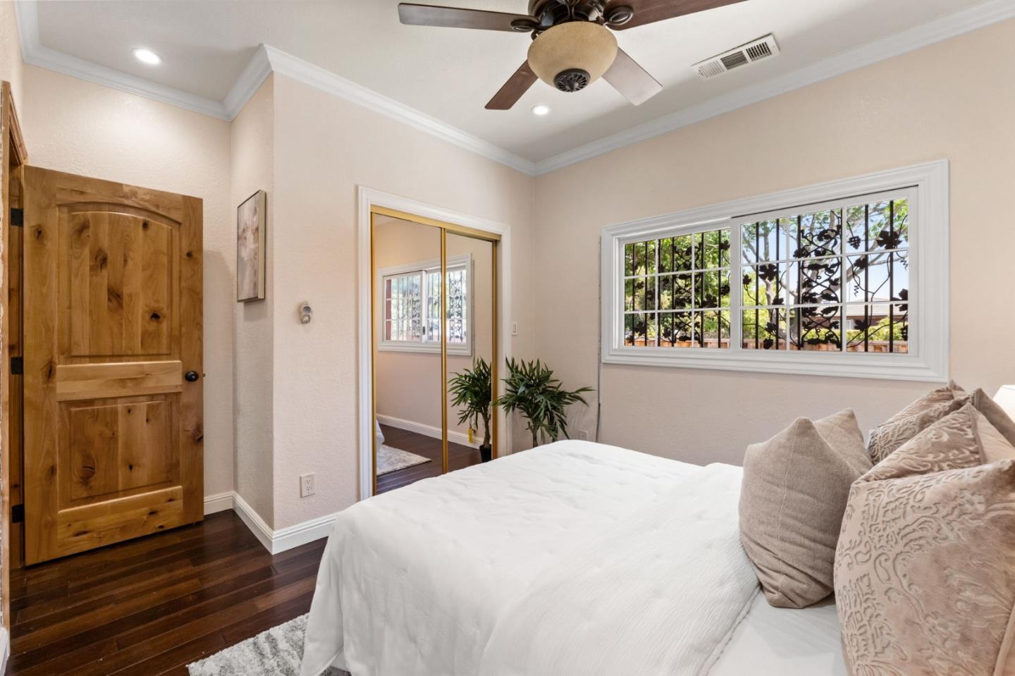 Detail Gallery Image 34 of 61 For 2536 Amethyst Dr, Santa Clara,  CA 95051 - 4 Beds | 3 Baths