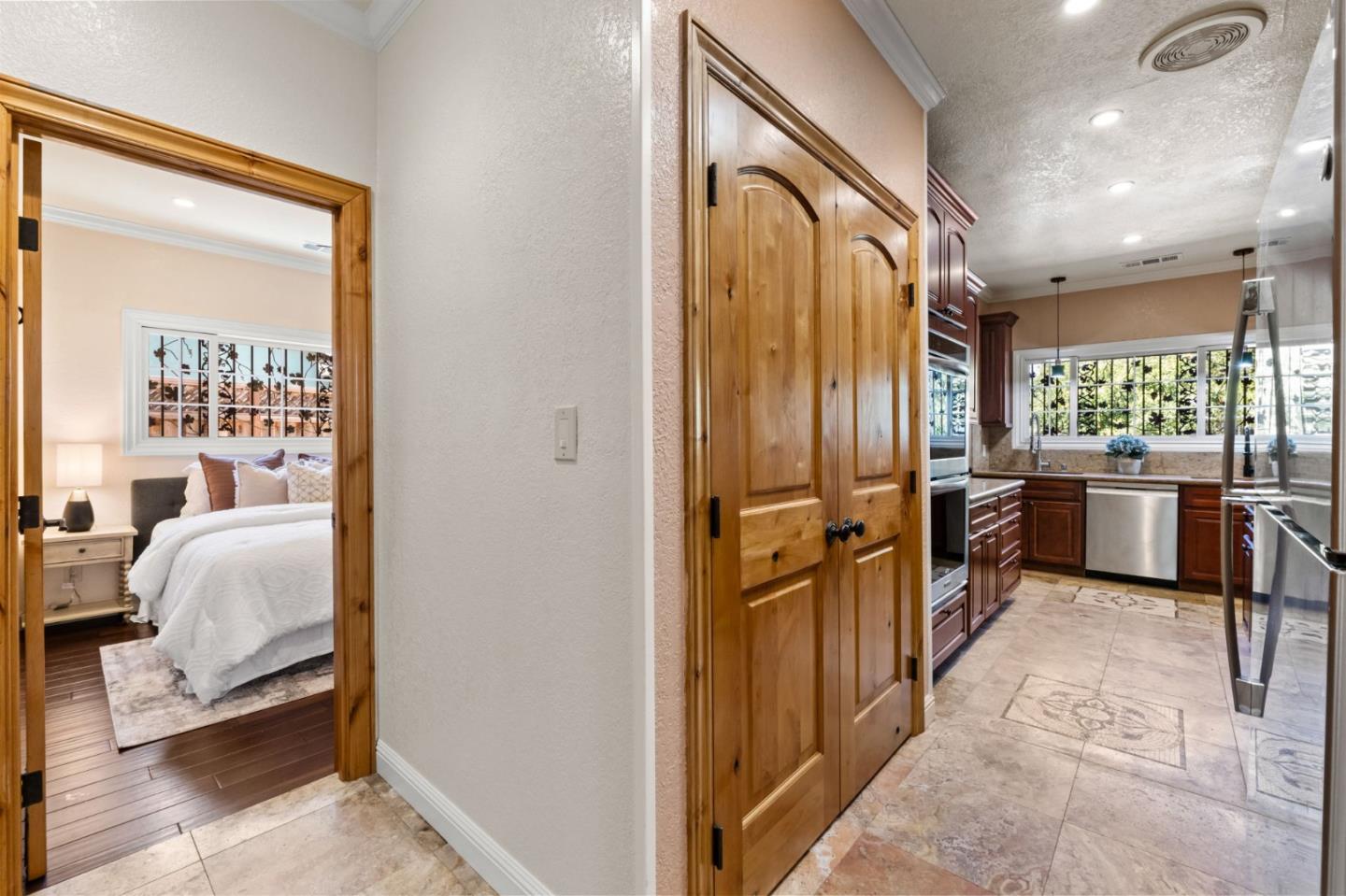 Detail Gallery Image 35 of 61 For 2536 Amethyst Dr, Santa Clara,  CA 95051 - 4 Beds | 3 Baths