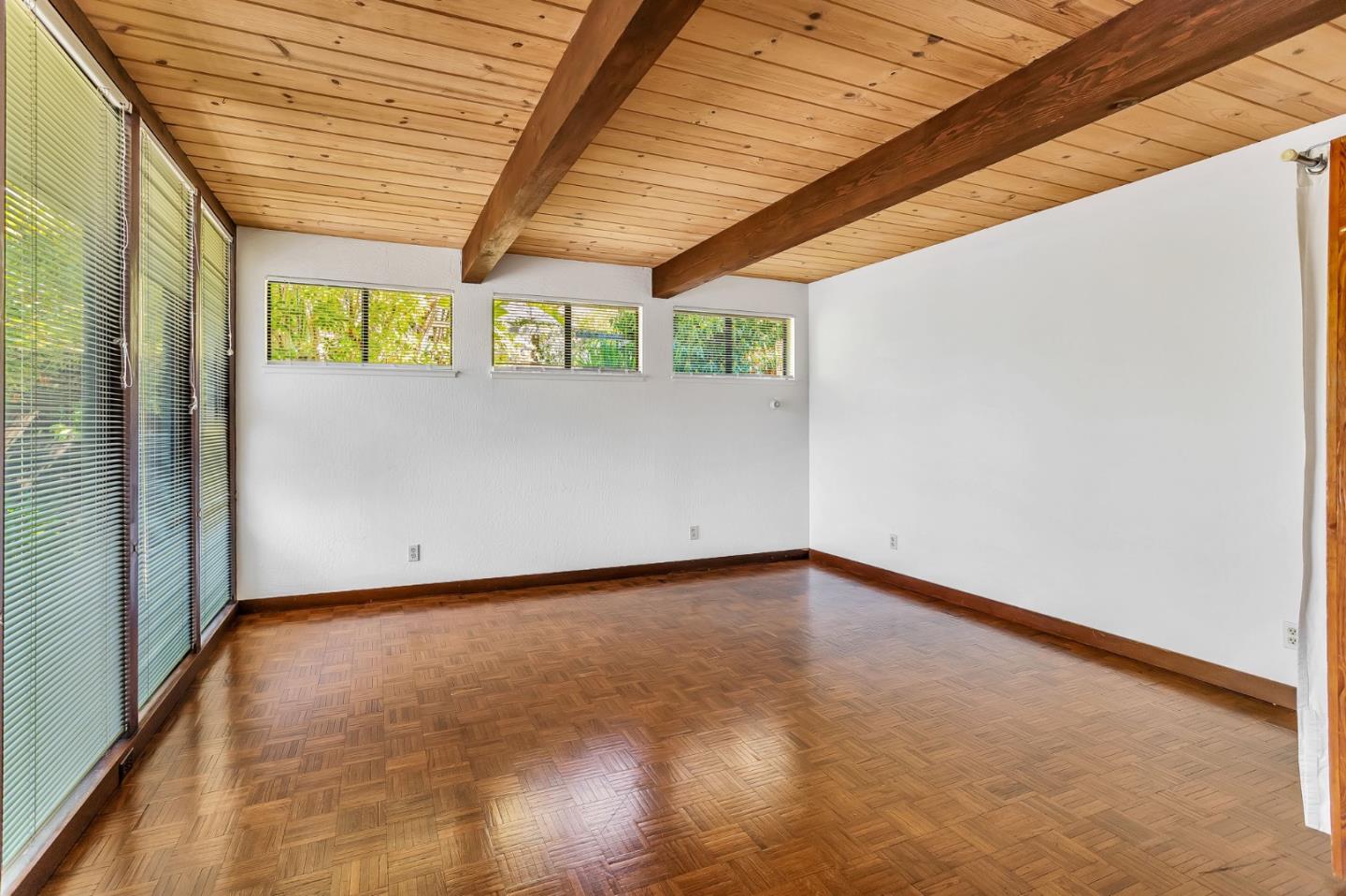 Detail Gallery Image 21 of 35 For 819 La Jennifer Way, Palo Alto,  CA 94306 - 4 Beds | 3 Baths
