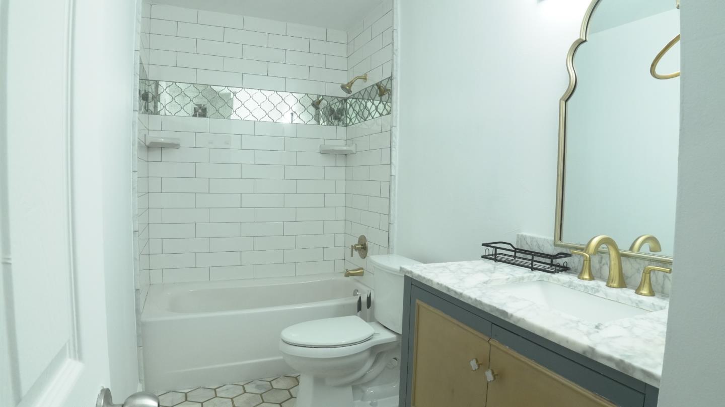Detail Gallery Image 3 of 3 For 1040 N Capitol Ave, San Jose,  CA 95133 - 4 Beds | 3 Baths