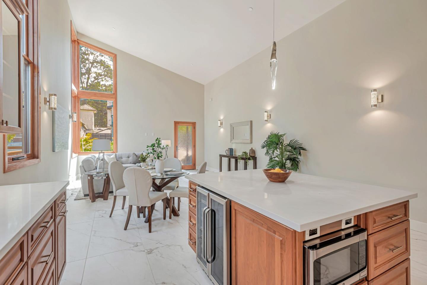 Detail Gallery Image 12 of 44 For 170 Winona Ave, Pacifica,  CA 94044 - 3 Beds | 2 Baths