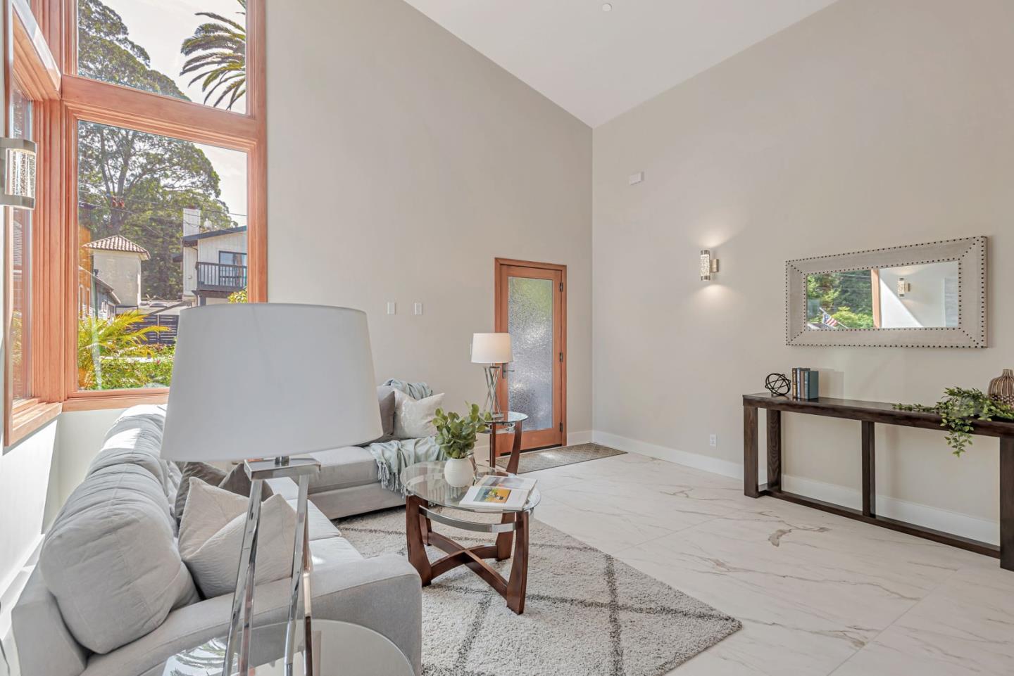 Detail Gallery Image 9 of 44 For 170 Winona Ave, Pacifica,  CA 94044 - 3 Beds | 2 Baths
