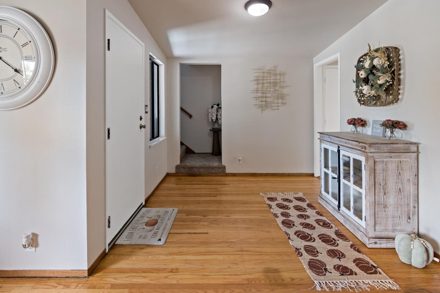 Detail Gallery Image 16 of 19 For 710 Stanford Ave, Salinas,  CA 93901 - 4 Beds | 3 Baths