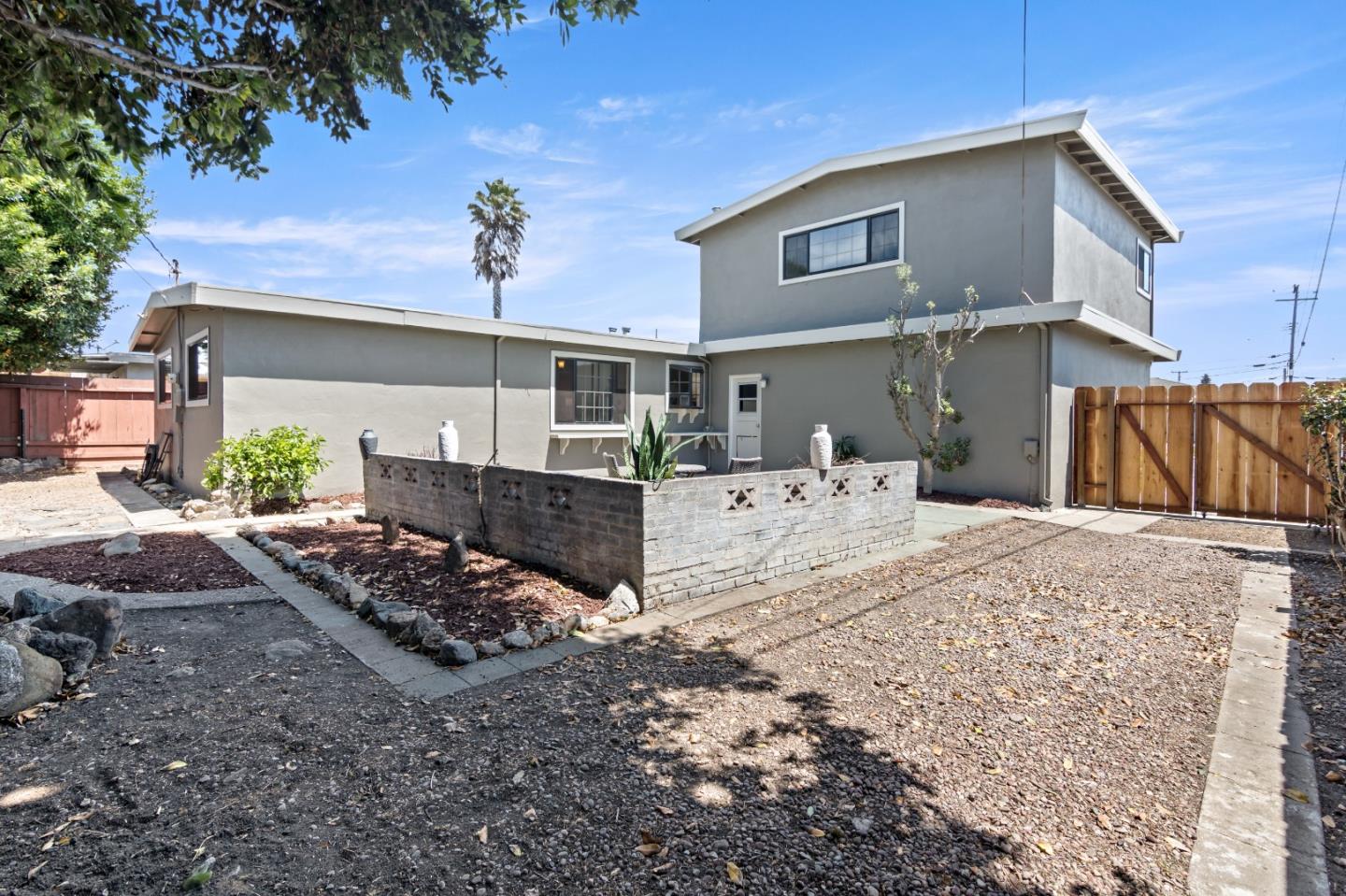Detail Gallery Image 19 of 19 For 710 Stanford Ave, Salinas,  CA 93901 - 4 Beds | 3 Baths