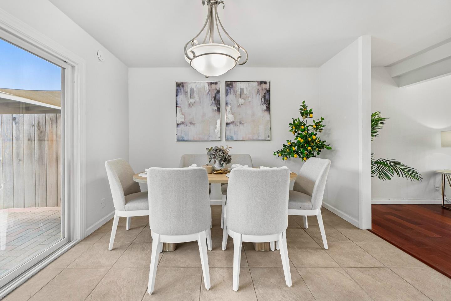Detail Gallery Image 10 of 44 For 3437 Duchess Ct, San Jose,  CA 95132 - 4 Beds | 2/1 Baths