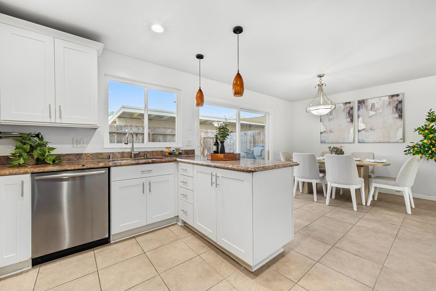 Detail Gallery Image 15 of 44 For 3437 Duchess Ct, San Jose,  CA 95132 - 4 Beds | 2/1 Baths