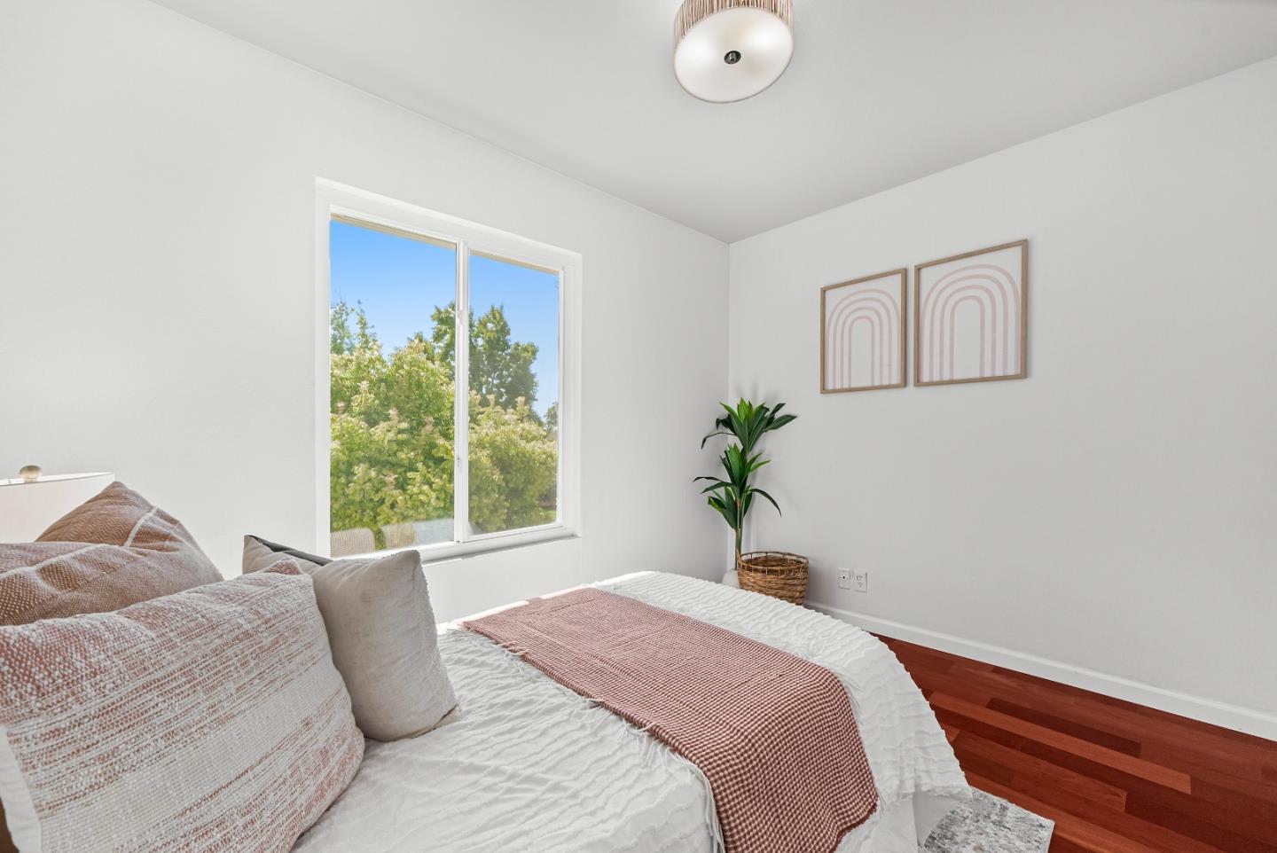 Detail Gallery Image 23 of 44 For 3437 Duchess Ct, San Jose,  CA 95132 - 4 Beds | 2/1 Baths