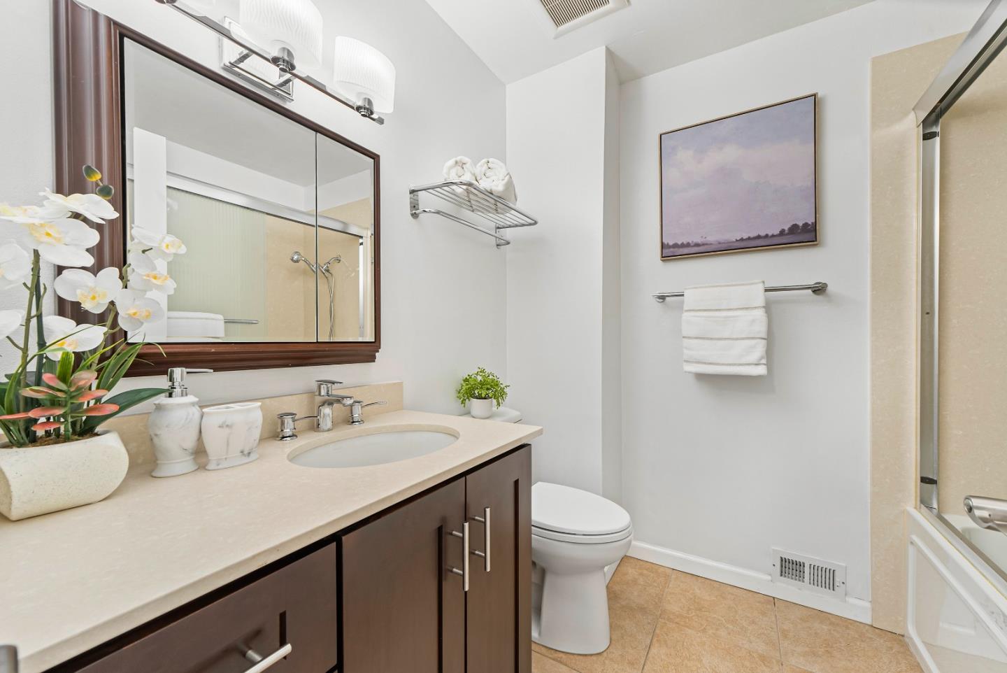 Detail Gallery Image 29 of 44 For 3437 Duchess Ct, San Jose,  CA 95132 - 4 Beds | 2/1 Baths