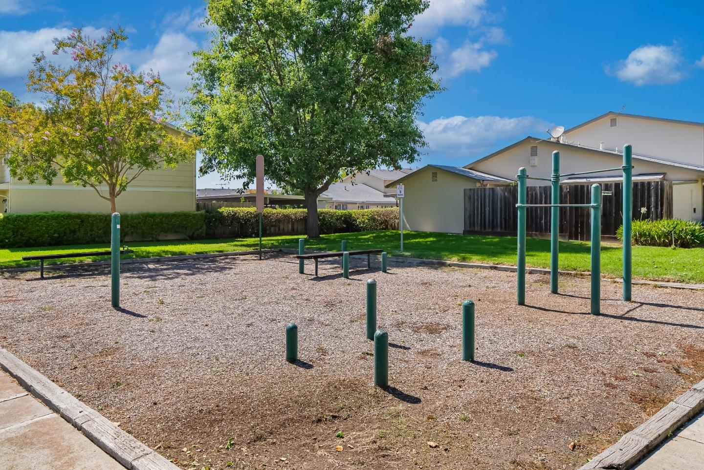 Detail Gallery Image 39 of 44 For 3437 Duchess Ct, San Jose,  CA 95132 - 4 Beds | 2/1 Baths