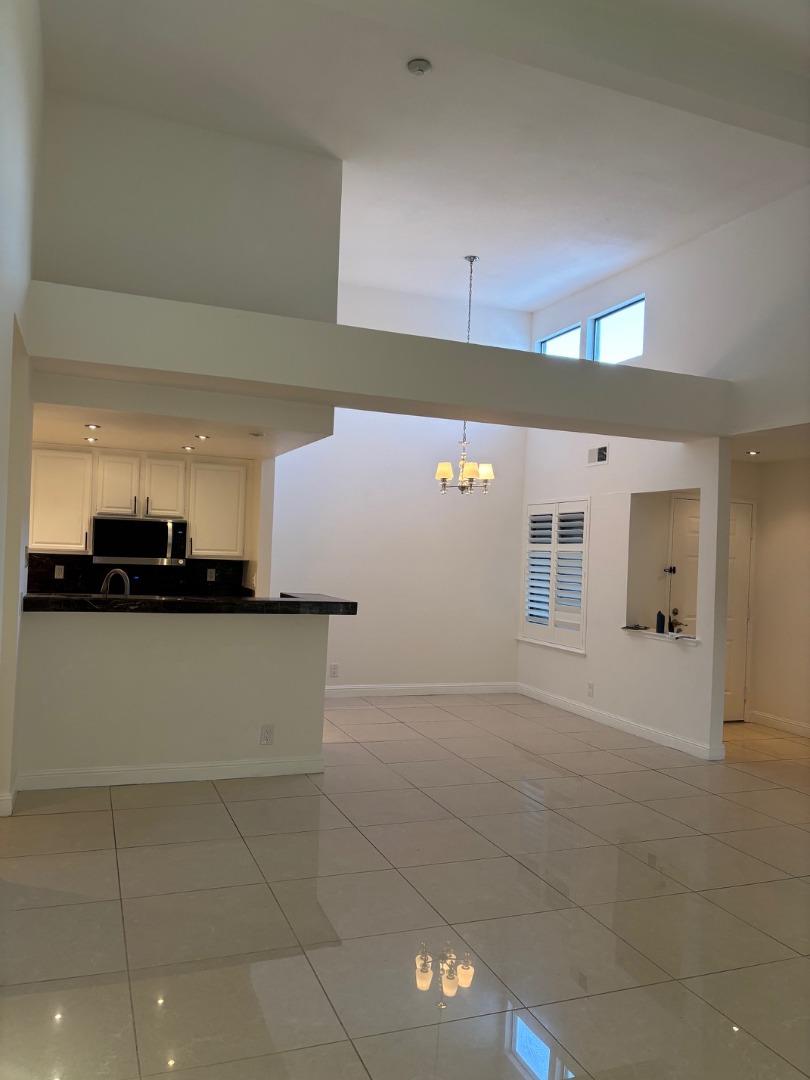 Detail Gallery Image 8 of 21 For 6204 Buena Vista Dr #B,  Newark,  CA 94560 - 3 Beds | 2 Baths