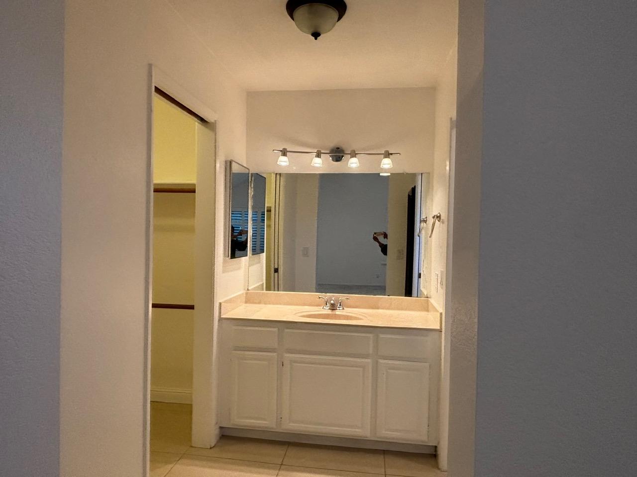 Detail Gallery Image 9 of 21 For 6204 Buena Vista Dr #B,  Newark,  CA 94560 - 3 Beds | 2 Baths
