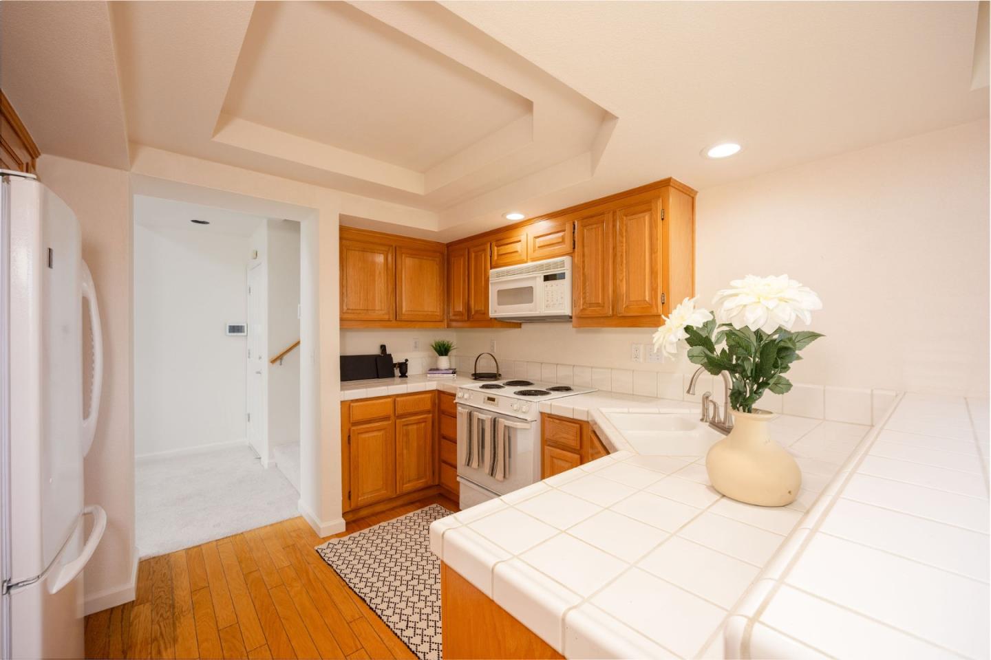 Detail Gallery Image 10 of 37 For 158 Patrick Way, Half Moon Bay,  CA 94019 - 3 Beds | 2/1 Baths